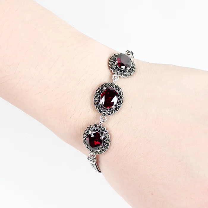 

2018 Pulseira Feminina Garnet Bracelet Female Han Edition Style Restoring Ancient Ways, Japan And South Korea Ornaments