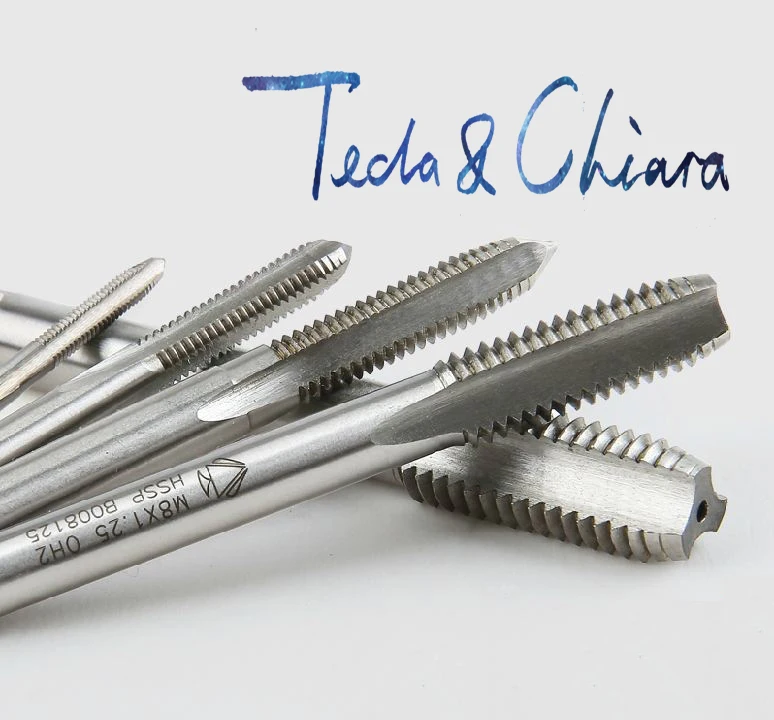 2 Шт. M9 * 1.25 мм х R Новый Метрическая HSS Правая Рука Нажмите Threading Tools Для плесень