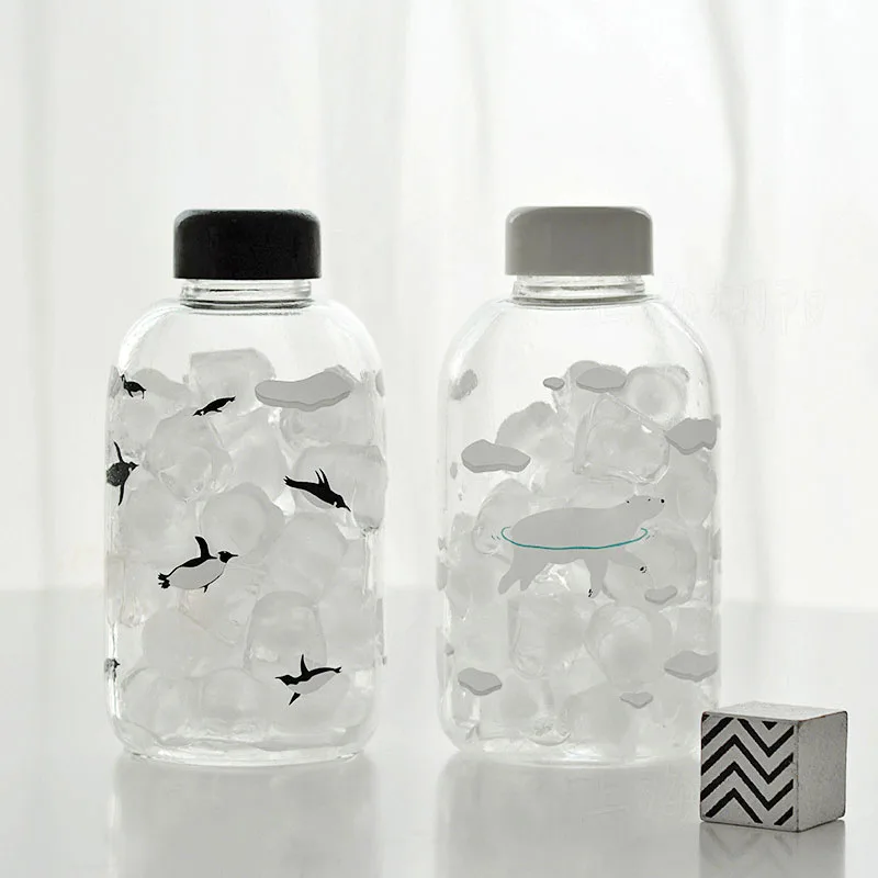 

Fresh Handmade Glass Water Bottle with Polar Bear or Penguin Style Cute Ice Bottle Morning Glass Bottle SH97-11