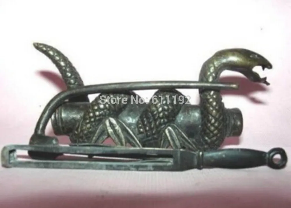 

Asian Antiques chinese handwork old style bronze Snake shape lock and key statue