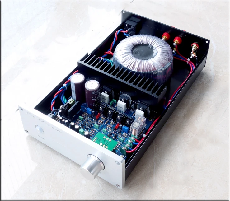 

A3 220V full symmetry FET amplifier 150W+150W 8ohm IRFP240 IRFP9240 SNR 95db completed in case free shipping