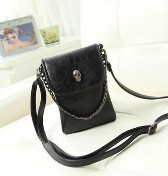 

by dhl 100pcs 2018 New Arrival Fashion Shoulder Cross-body Small Bags Skull Chain Mobile Phone Bag Women's Messenger bag