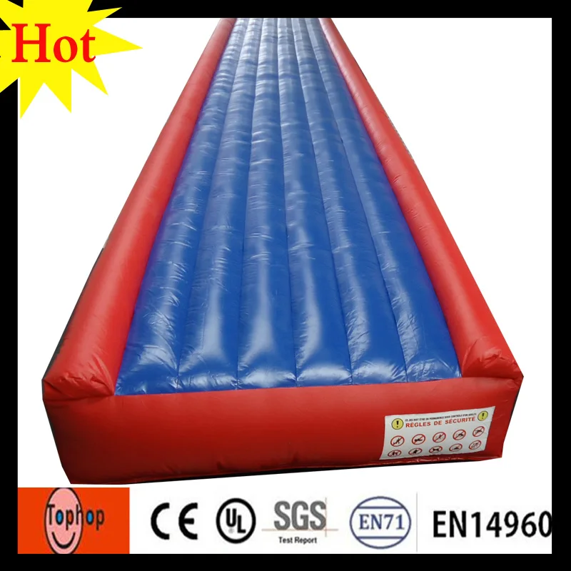 8x2x0.6m 2016 Christmas sale outdoor inflatable bouncing jumping gym