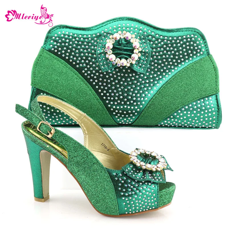 New Arrival Nigerian Shoes and Matching Bags Set Decorated with Rhinestone Sales In Women Matching Shoes and Bag Set Party Pumps