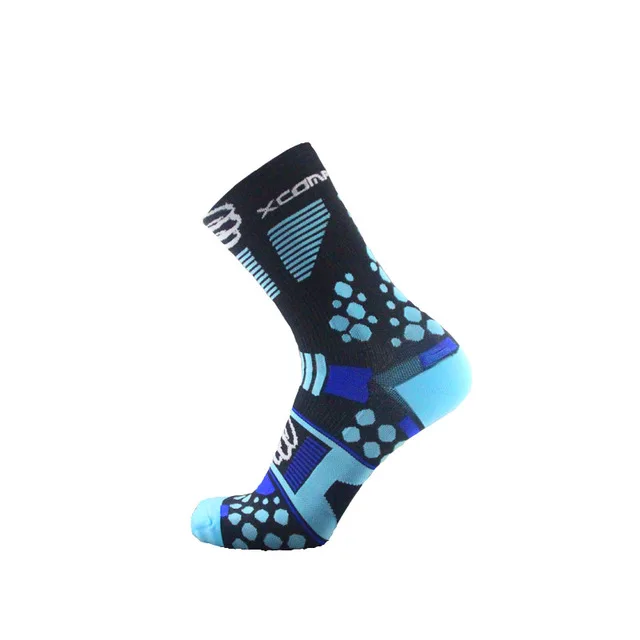 Велосипедные носки для мужчин и женщин, профессиональные носки для бега, баскетбола, футбола, Компрессионные носки, дышащие велосипедные носки - Цвет: black and blue