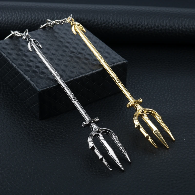 

Movie Aquaman Necklace Trident Weapon Prop Cosplay Keychains Bags Car Keyring Zinc Alloy Pendant Key Chain Charm Jewelry