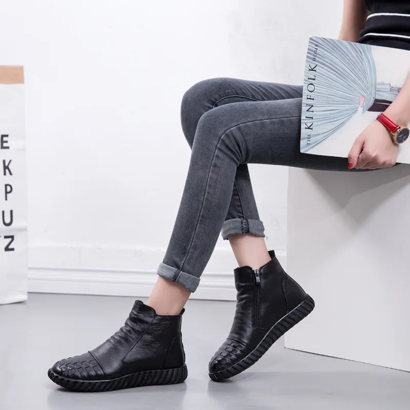 

DorisFanny High quality Women Ankle Boots New Fashion Leather Black Zip Women Boots Thick Plush Shoes Autumn Winter