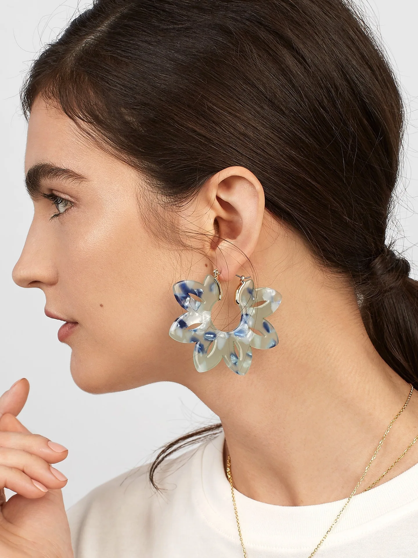 

GEREIT 2019 New Arrival Plant Resin Women Hyperbole Drop Earrings Small Fresh Earrings With Color Flowers Fashion Women Jewelry