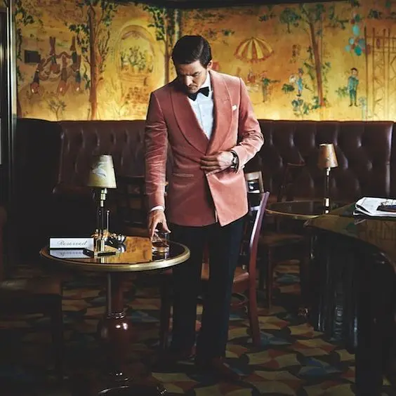 2018 New Arrival Hot Pink Velvet Suits Men Formal Slim Fit Groom Tuxedo