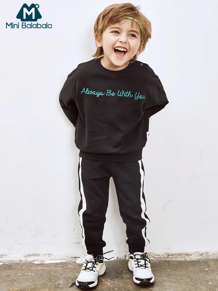 

Mini Balabala Kids 2-Piece Graphic Sweatshirt + Sweatpants Set Children Toddler Boy Pull Over Tops + Joggers Pants Clothing Set
