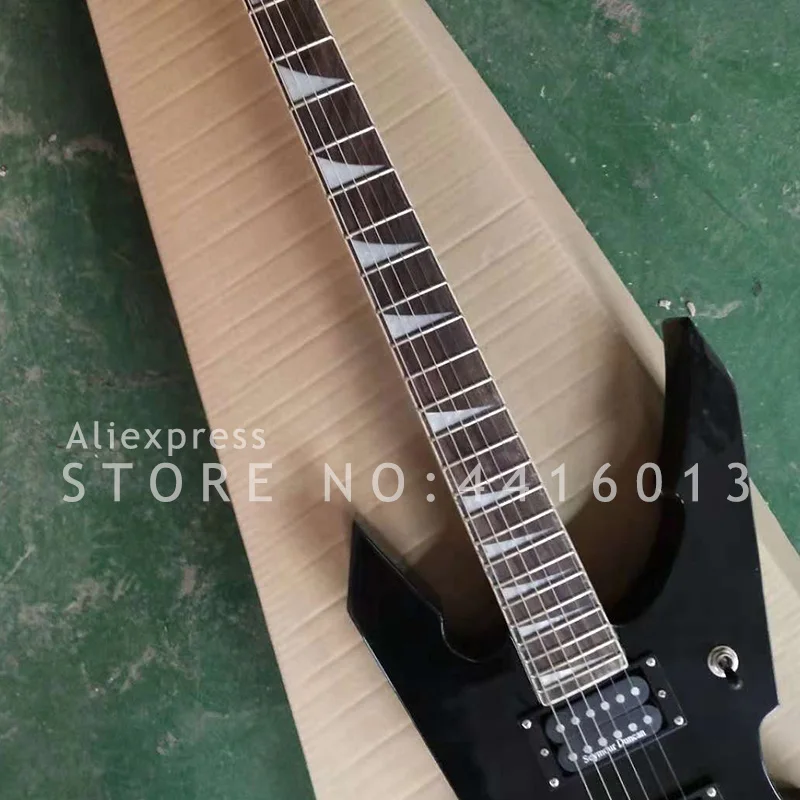 JACKSON-GUITAR2