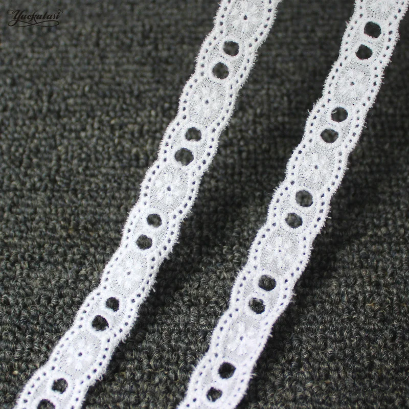 eyelet ribbon