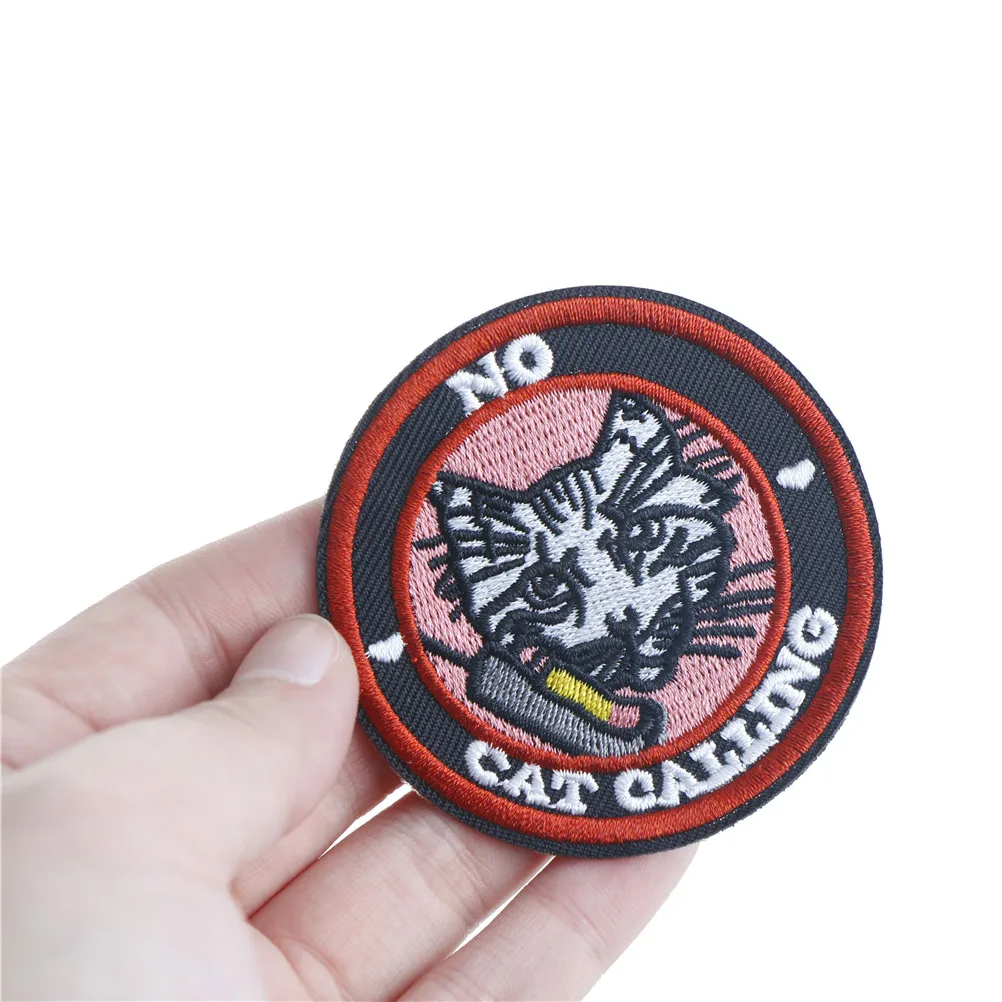 DIY Embroidered Appliques Cat Butterfly Bee Snake Sunglass Patches Iron On Or Sew Fabric Sticker For Clothes Badge