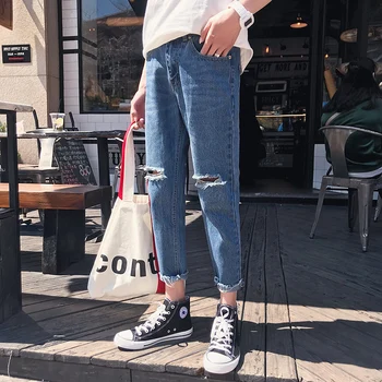 

2018 Japanese summer new fashion hole jeans men's Korean version of the straight wild pants tide
