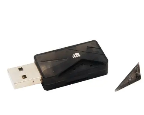 Компактный беспроводной USB симулятор FrSky для передатчиков и модульной системы FPV
