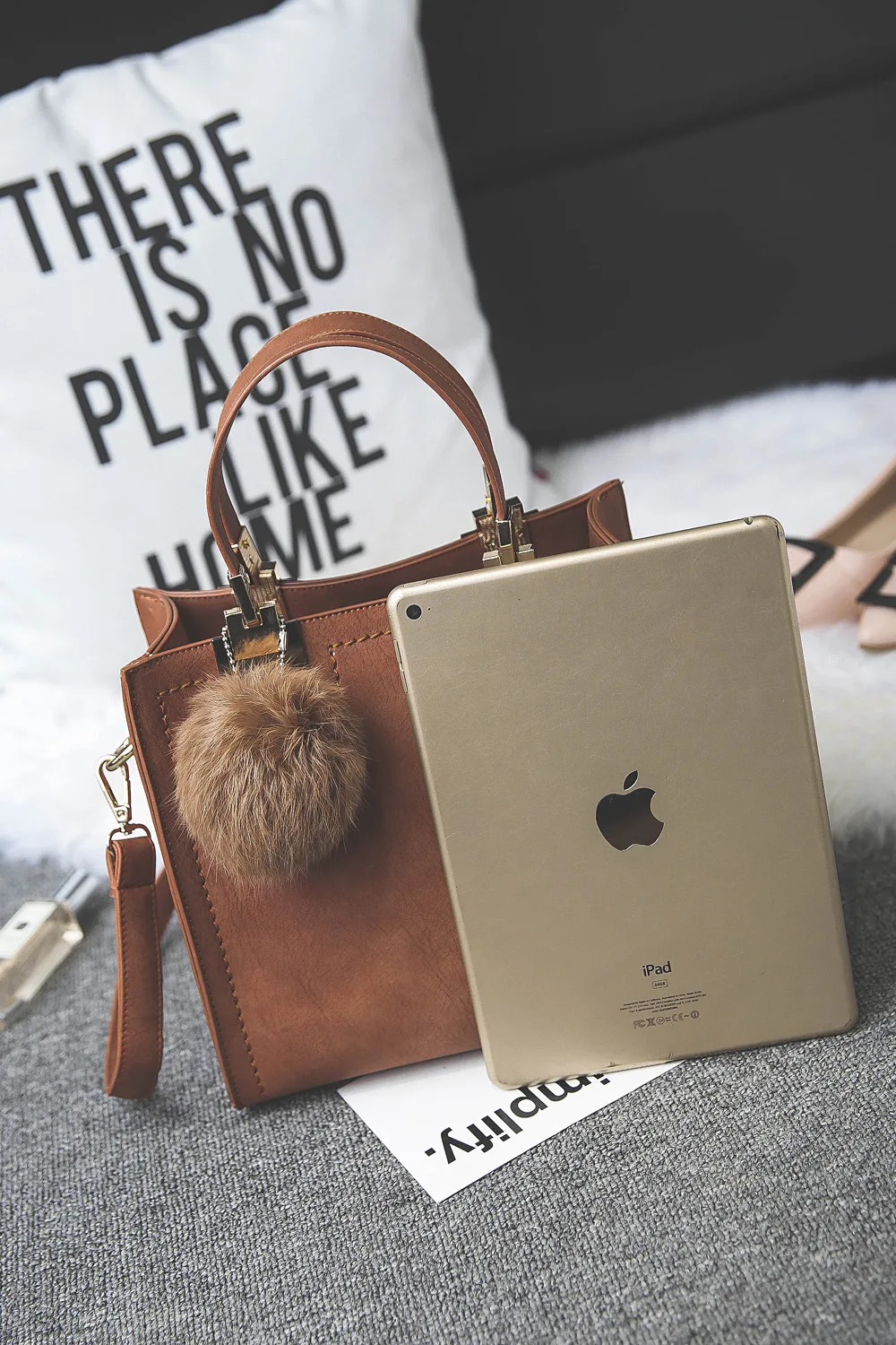 3648348120_845856198