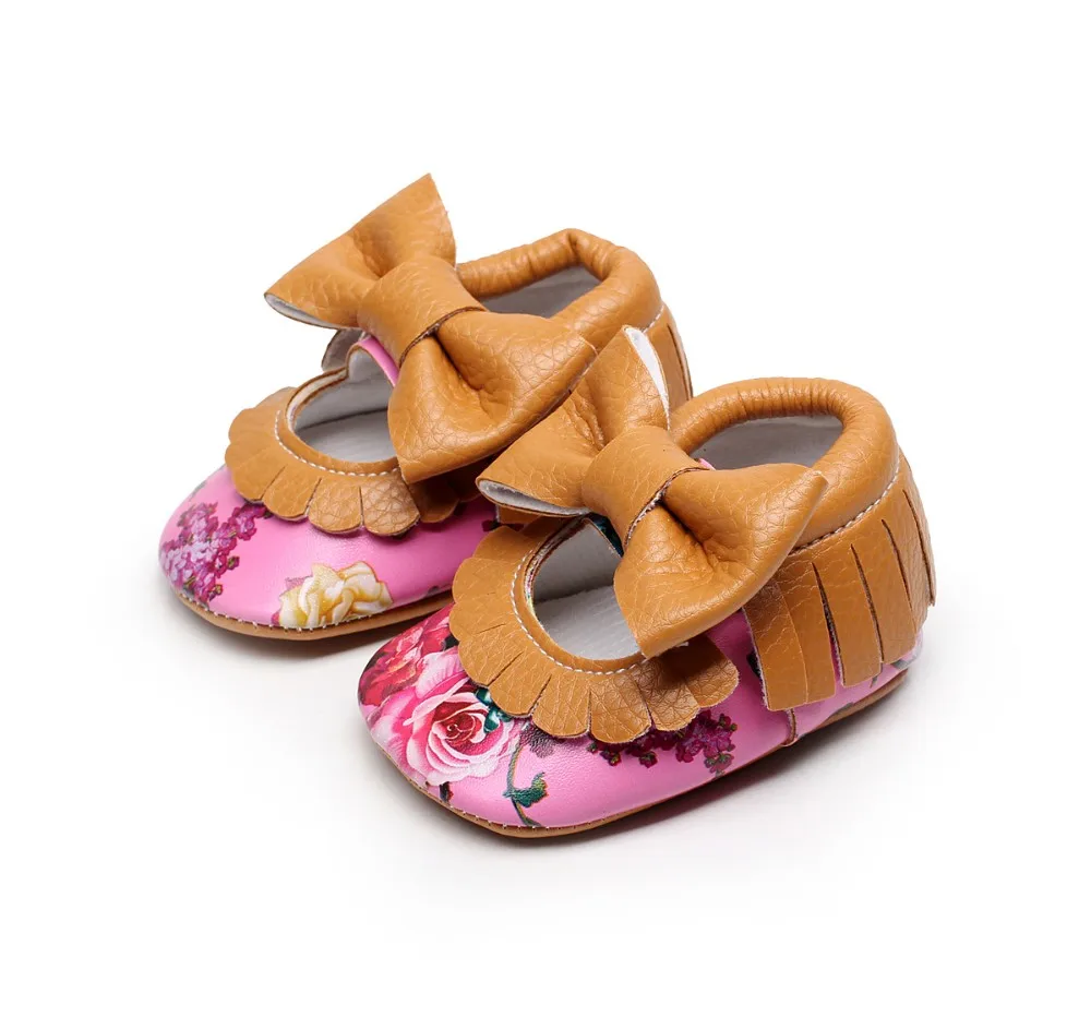 Оптовая продажа 30 пар обувь для малышей обувь девочек принцесса малыша цветочный бантом из искусственной кожи Мокасины Мягкие Moccs