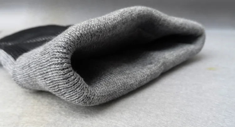 2572308863_2134480802