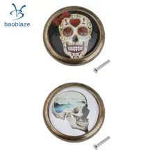 2 adet Vintage pirinç yuvarlak dolap kapağı tutacağı topuzu çeker mutfak mobilyası donanım vidalar ile kafatası desen #6
