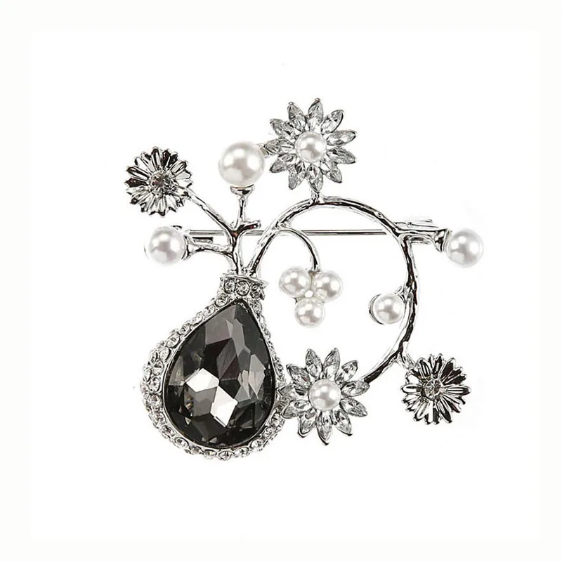TDQUEEN Crystal Flower Brooches and Pins for Women Silver Plated Metal Big Waterdrop Crystal Pearl Brooch for Wedding Invitation (3)