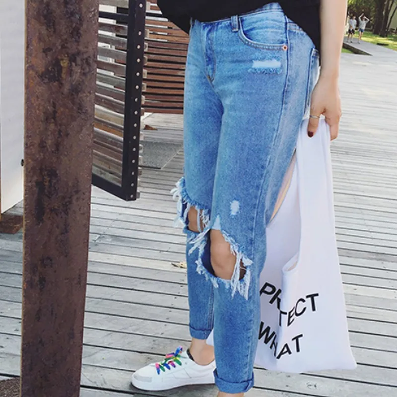 boyfriend jeans ripped knees