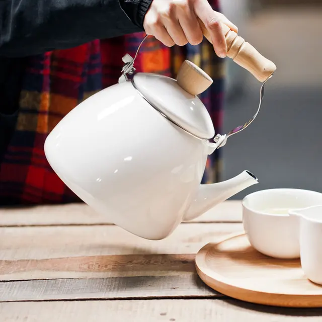 Special Price 2.2L water kettles ceramic teapot Enamel kettle can be used on electromagnetic oven or natural gas Special Price 2.2L water kettles ceramic teapot Enamel kettle can be used on electromagnetic oven or natural gas