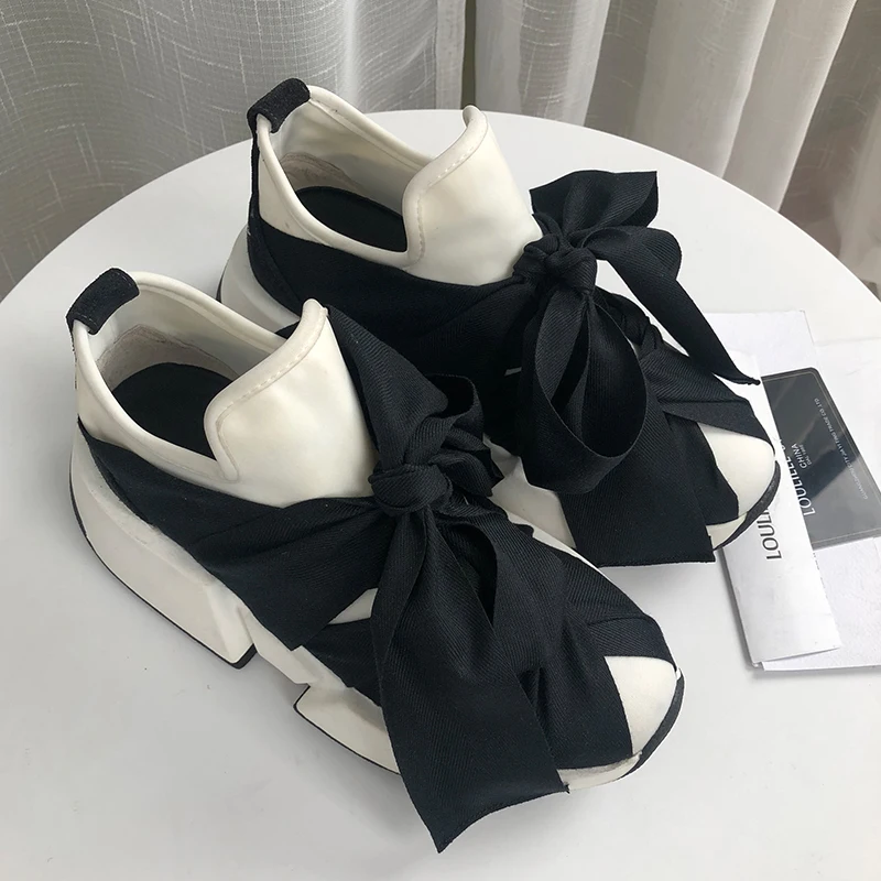 

Bow Tie Embellished Women Casual Shoes Leather Women Sneakers Low Top Women Chic Shoes Sapato Feminino Brand Flatform Shoes Hot