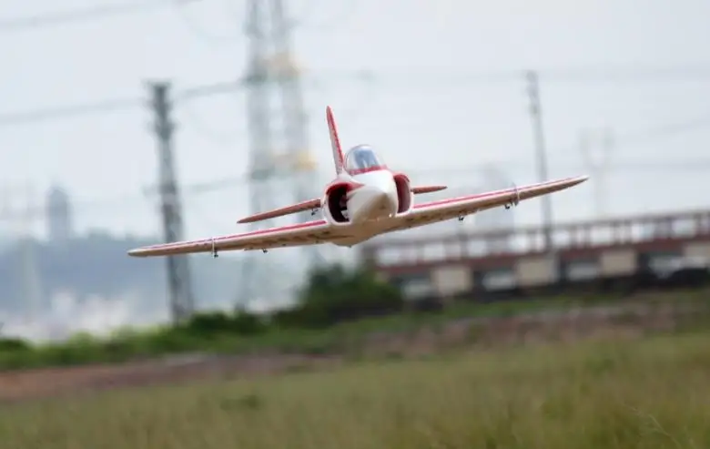 freewing-90mm-stinger-rc-jet-4