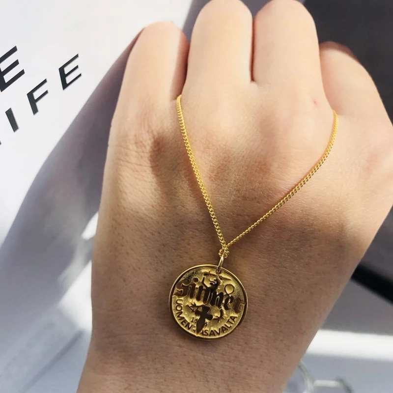 

LouLeur 925 sterling silver openwork Emboss letter pendant necklace gold round elegant creative necklace for women fine jewelry