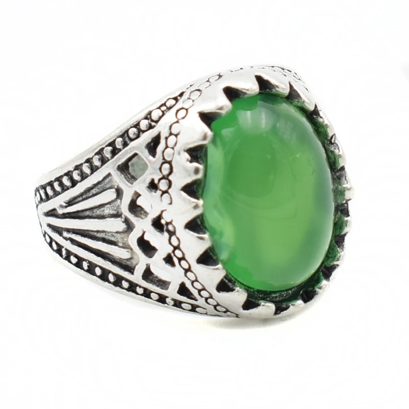 

Fashion Green Stone Rings for Women Silver Plated Gothic Alloy Girl Statement Antique Couple Rings Jewelry for Women