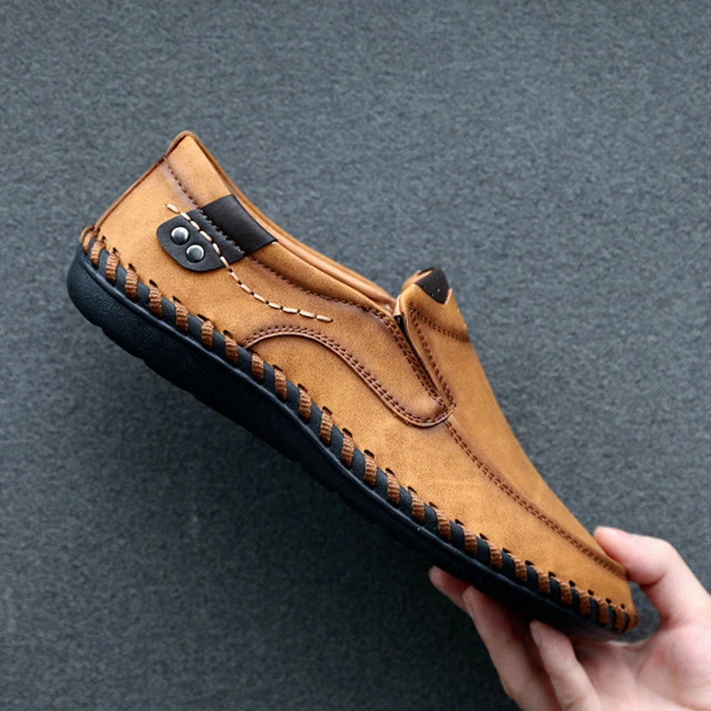 Leather Shoes Men Brand Fashion Casual Shoes Breathable Slip On Loafers Soft Driving Moccasins Plus Size 39-48