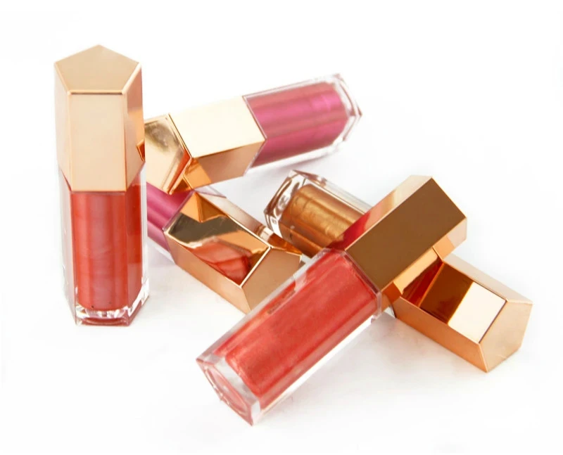Shiny glossy lip gloss