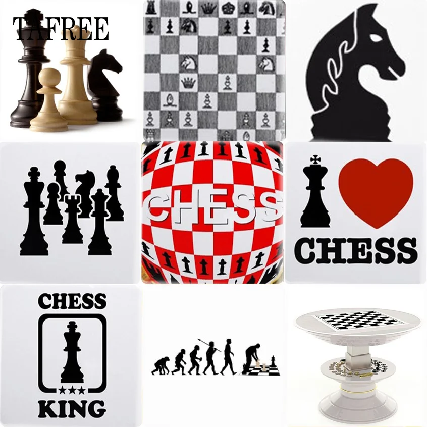 я люблю шахматы. сердце из шахмат. Chess надпись. лове чесс. парень с красными волосами на футболке я русский.