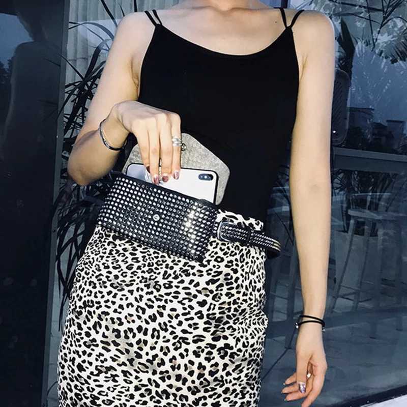 Fggs модная поясная сумка с заклепками, роскошная дизайнерская поясная сумка, Маленькая женская поясная сумка, чехол для телефона в стиле панк, поясная сумка, кошелек(черный