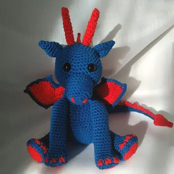 

crochet armigurumi rattle dragon model number 810