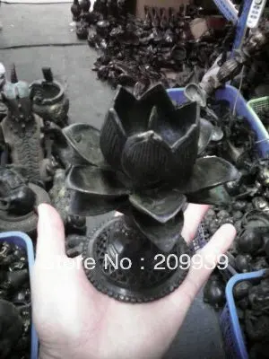

00694 Rare lotus lamp candlestick bronze statue