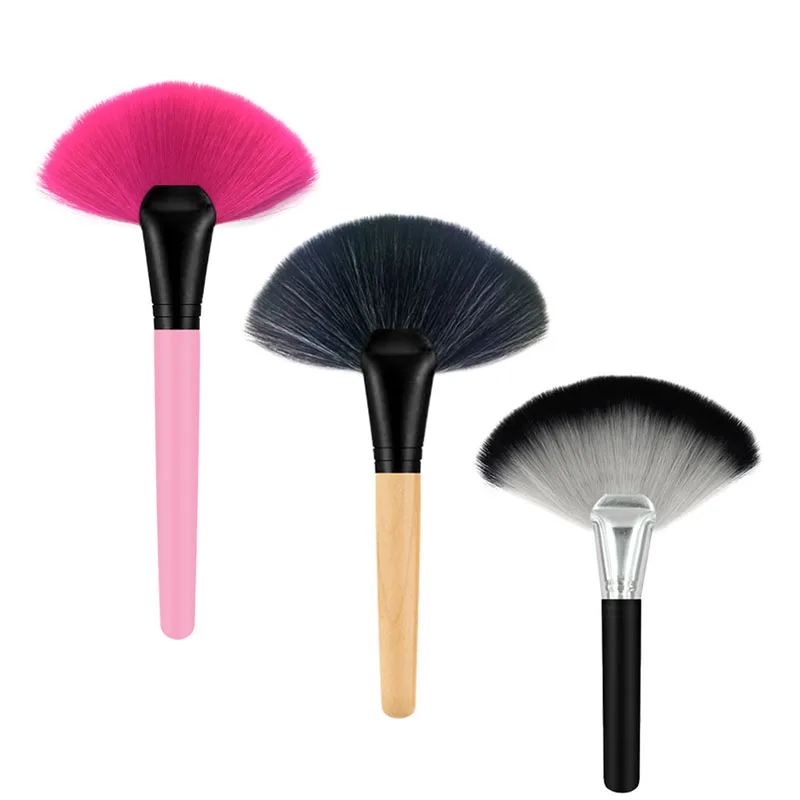 

1pcs Face Fan Brush Powder Foundation Blusher Highlighter Makeup Brushes Dust Cleaning Party Cosmetics Beauty Tools Soft Hair