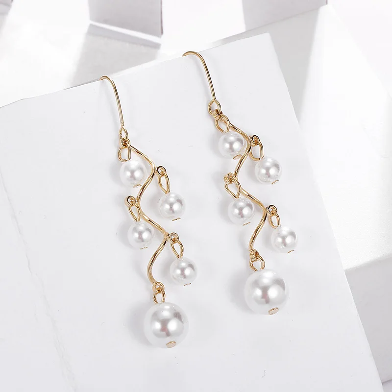 

2019 New Arrival Women's Earrings Elegant Long Ear Jewelry Trendy Pearl Dangling Gold Jewelry Anniversary/Wedding Accessories