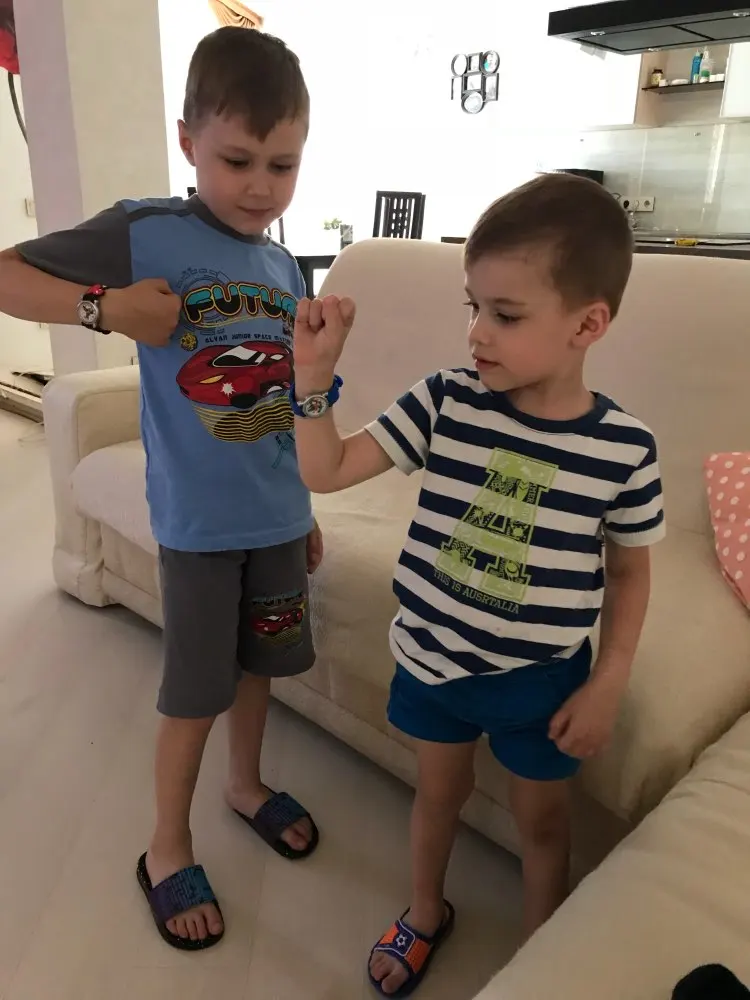 UTB8MlkXgD_IXKJkSalUq6yBzVXaM