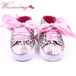 Новорожденных для маленьких девочек Обувь для мальчиков Обувь блесток Leopard Кружево на шнуровке Нескользящие тапки Prewalker