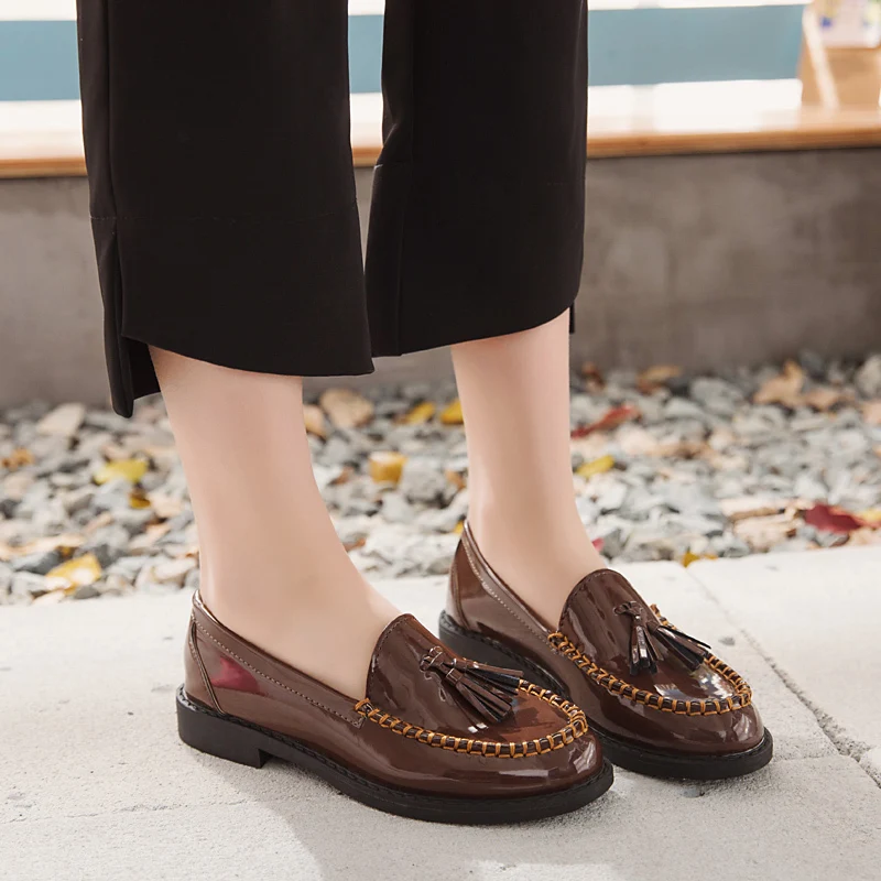 

HEE GRAND New Women Oxfords Platform Flats Spring Fringe Round Toe Slip On Solid Loafers Lady Casual Fashion Shoes XWD7282