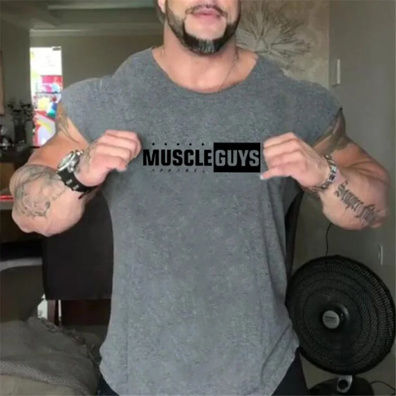 Бренд Muscleguys, новинка, модный мужской жилет, бодибилдинг, повседневная безрукавная футболка для фитнеса, японские топы с рукавами, мужской жилет для тренажерного зала