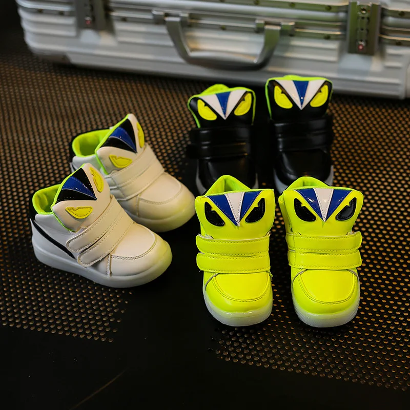 

2019 1 To 5 Years Old LED Lights Baby Girls And Boys Glowing Cartoon Monsters Fashionable Comfortable Sport Shoes Short Boots