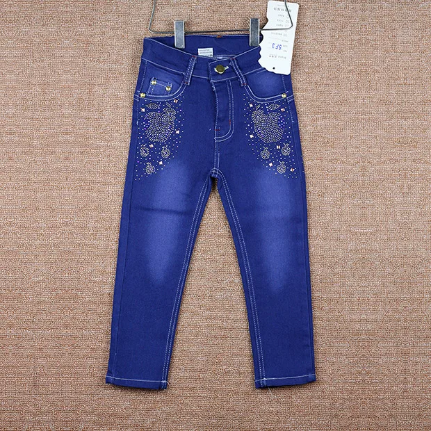 

retail - bule jeans FOR 4-10 years CHILD girl