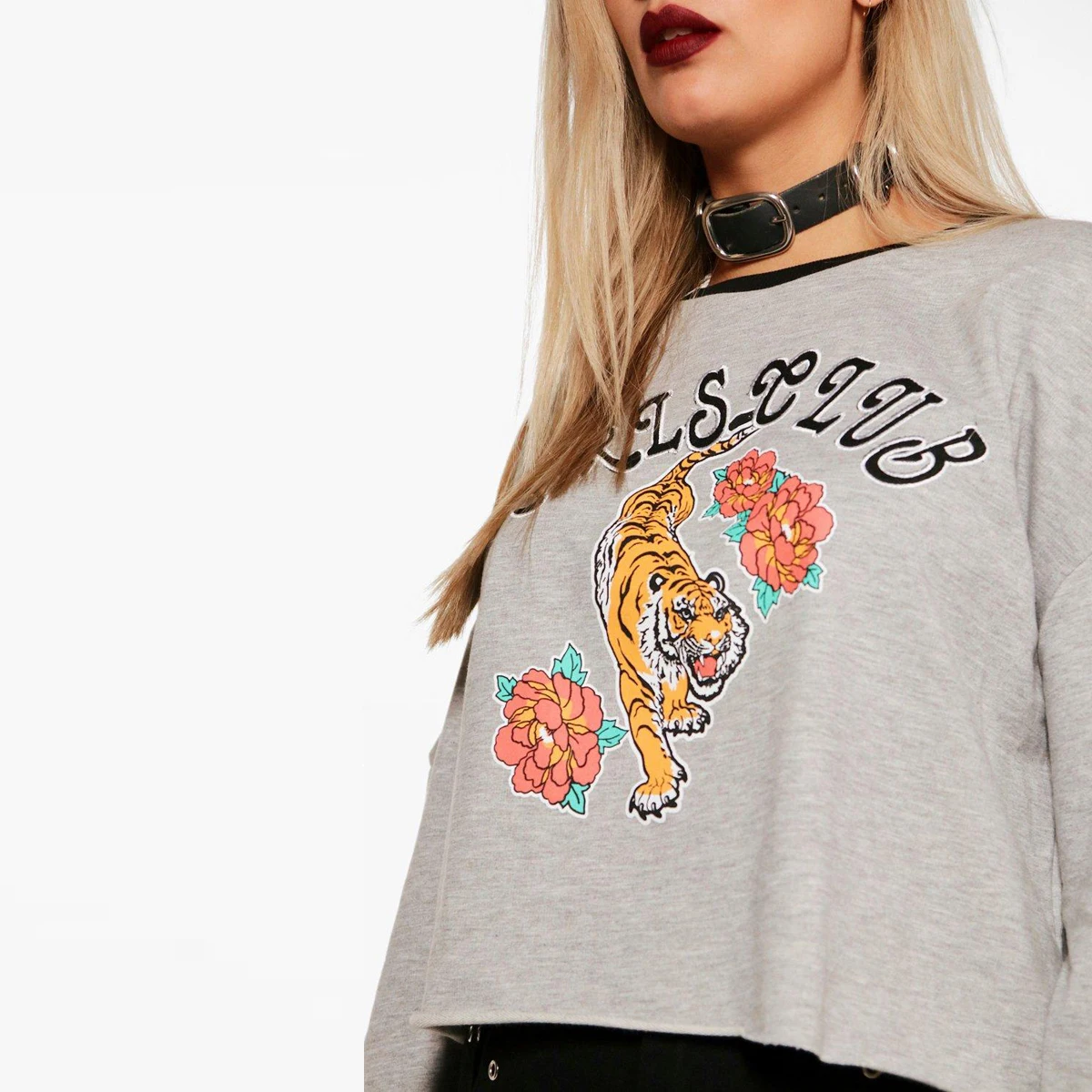 Kissmilk 2018 Plus Size Hollow Out Women Printed Sweatshirts Large Size O-neck Female Clothing Big Size Casual Lady Pullovers Kissmilk 2018 Plus Size Hollow Out Women Printed Sweatshirts Large Size O-neck Female Clothing Big Size Casual Lady Pullovers