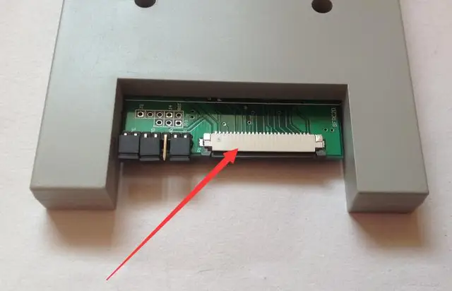 26-контактный плоский кабель для USB-накопителя 4