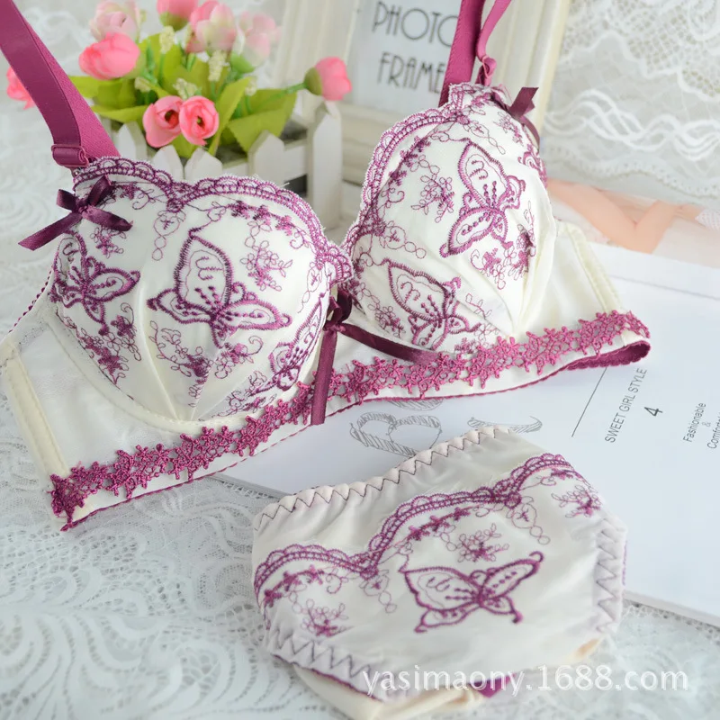 

Little lady butterfly embroidery bra set small padded bra thin models underwear gather new spring and summer 6810 #