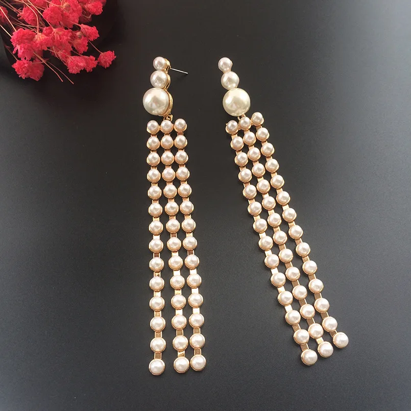 Elegant Acrylic Pearl Tassel Earrings Fashion Show Street Exaggerated