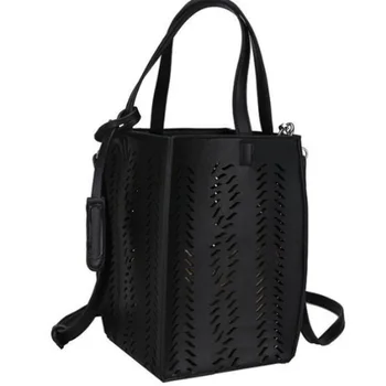 

NEW-Fashion Chain Shoulder Messenger Bag Korean Version Of The Wild Wandering Bag Hollow Shoulder Fashion Handbag Black