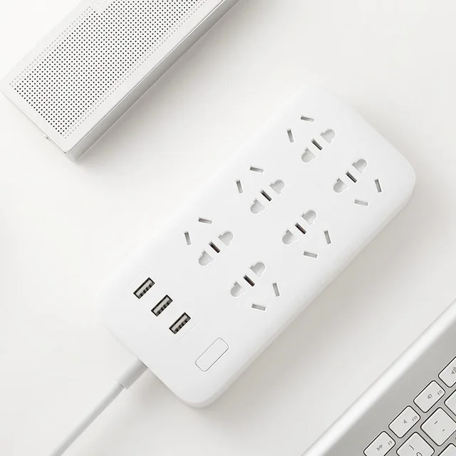 

Original Xiaomi 3 USB 5 Power Plug Strip Portable Socket for Cell Phone Tablet Camera Powerbank Support 2A fast charger
